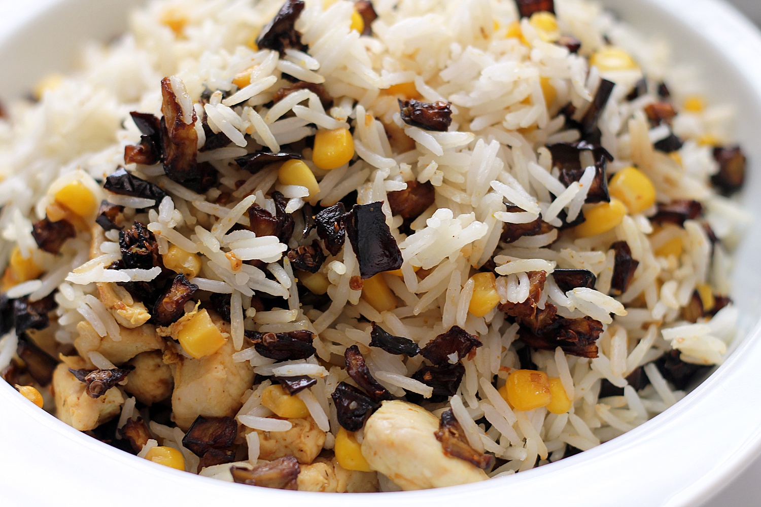 أرز بالباذنجان والذرة