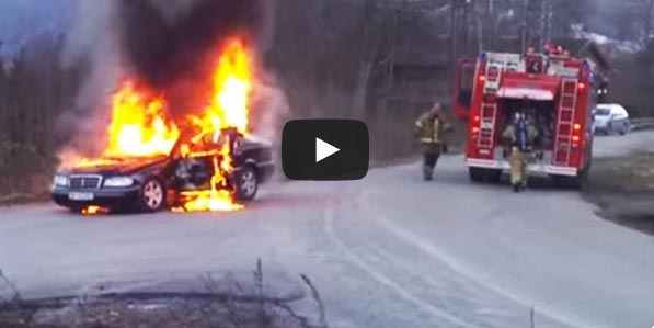بالفيديو عملية اطفاء سيارة مشتعلة شاهد نجاحها بأعجوبة