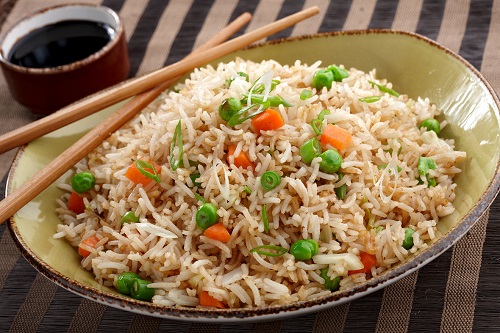 أرز بالخضار طبق شهي وبسيط من أحلى عالم